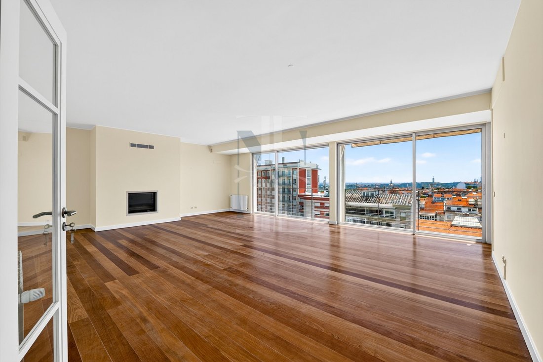 Apartment in Campo de Ourique, Lisbon, Portugal 2 - 18352970