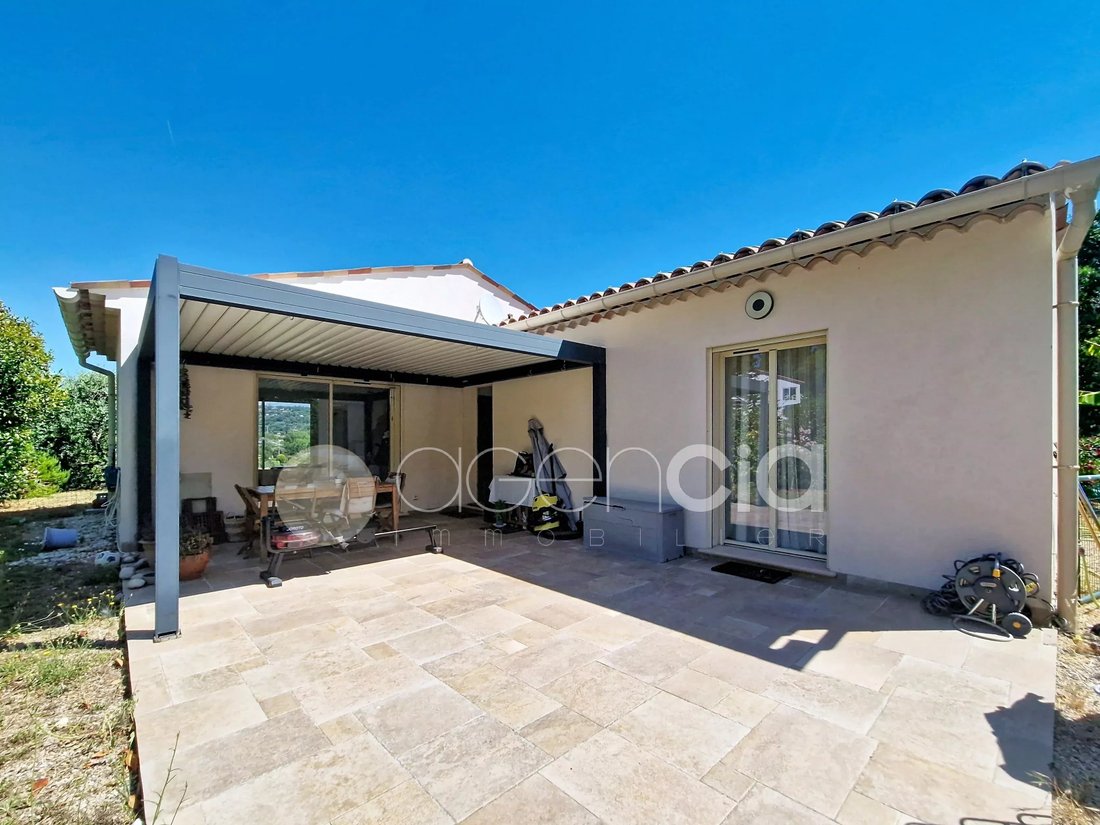 Villa in Châteauneuf-Grasse, Provence-Alpes-Côte d'Azur, France 3 - 18350799