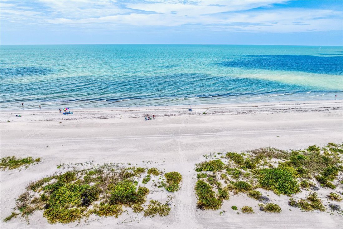 Condo in Clearwater, Florida, United States 1 - 18353415