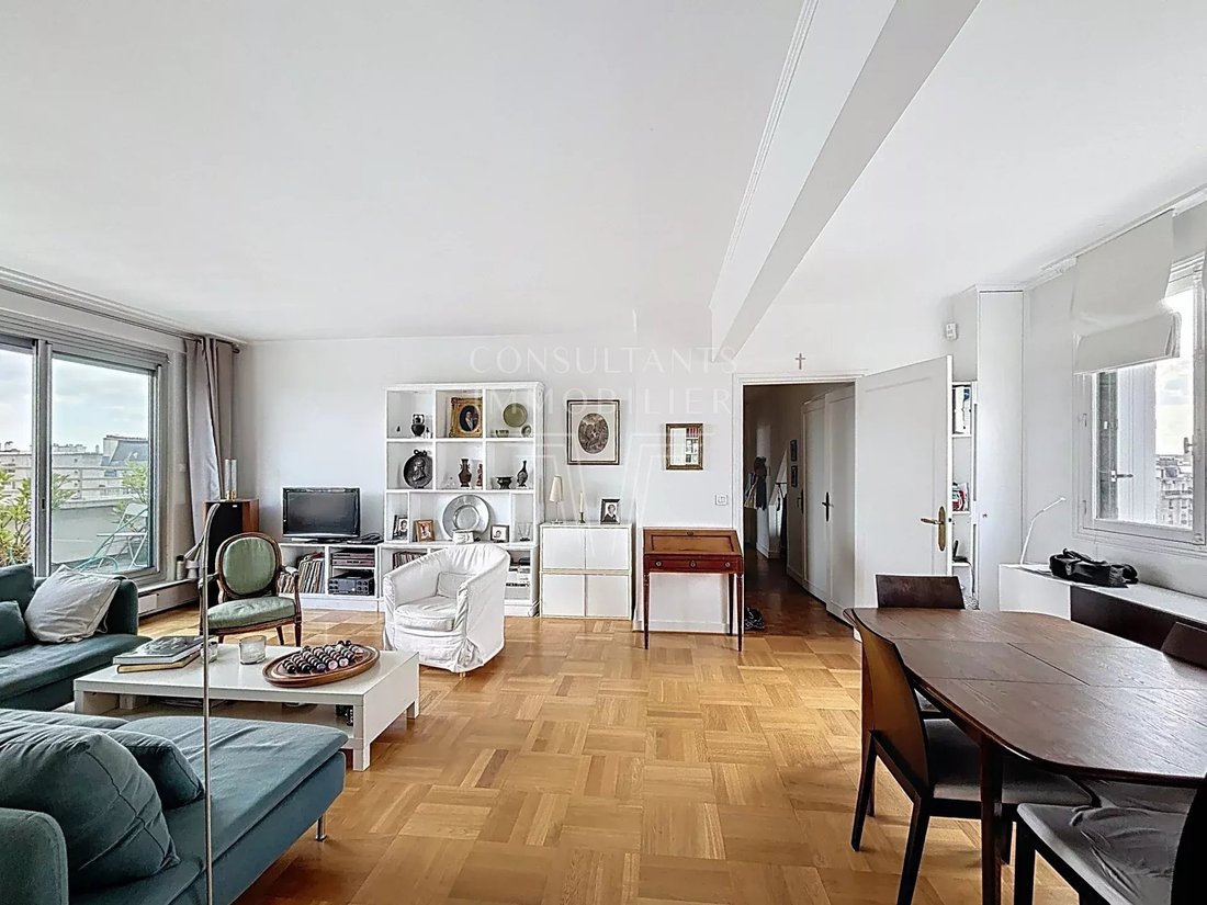 Apartment in Auteuil Sud, Paris 16e Arrondissement, Paris 5 - 18350959
