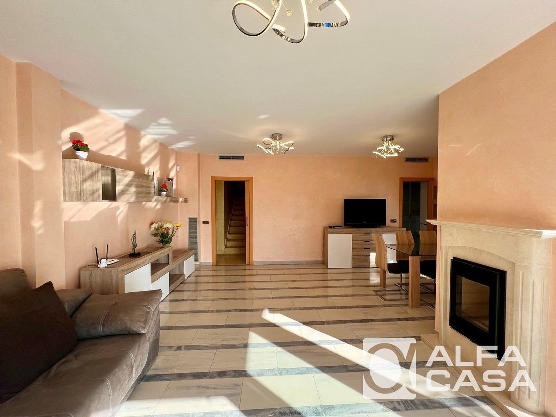 Villa in Lloret de Mar, Catalonia, Spain 3 - 18351317