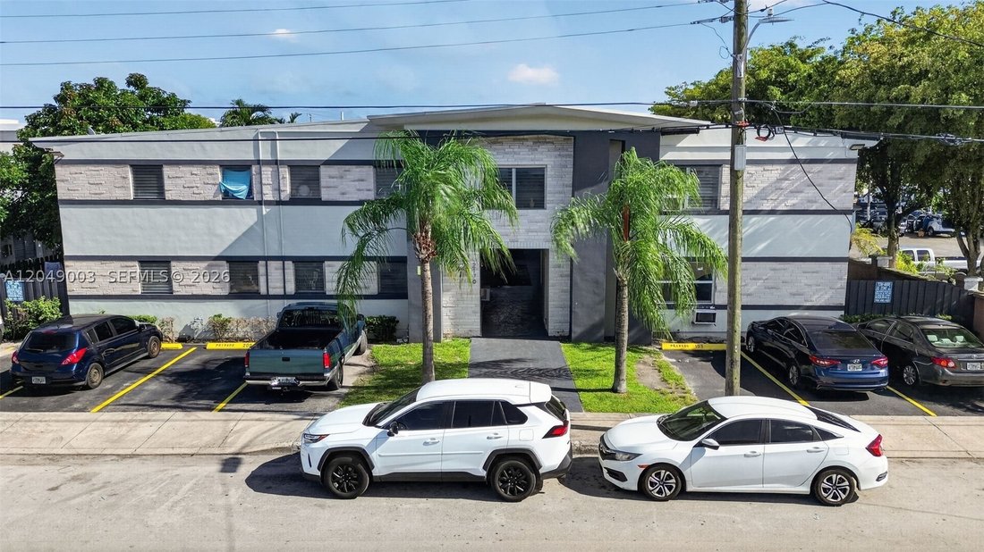 Miami, Florida, United States 1 - 18354303