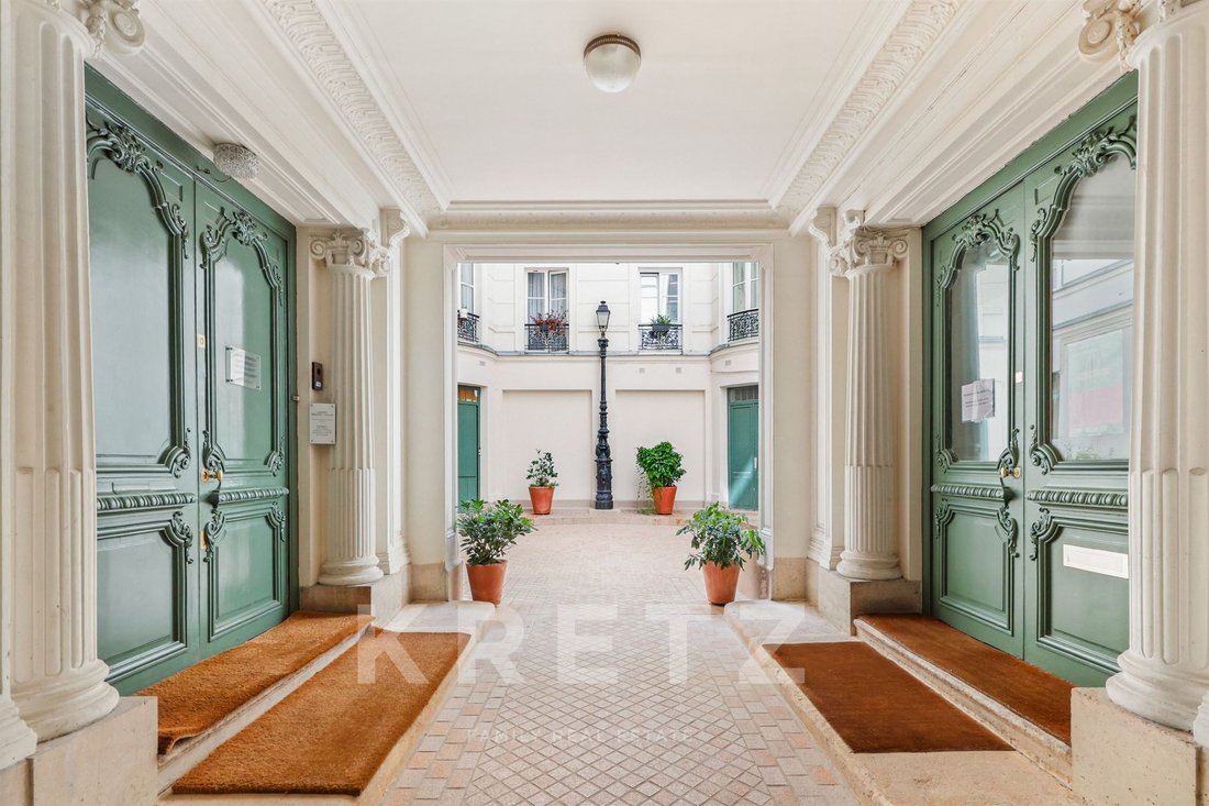 Apartment in Archives, Paris 3e Arrondissement, Paris 2 - 18355489