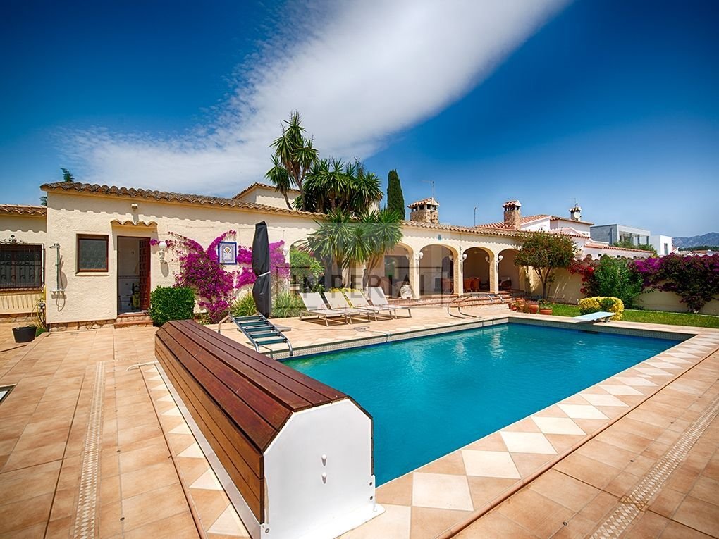 House in Empuriabrava, Catalonia, Spain 2 - 18352122