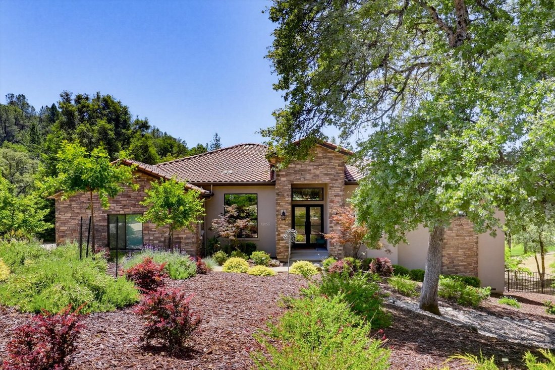 Auburn, California, United States 1 - 18356735