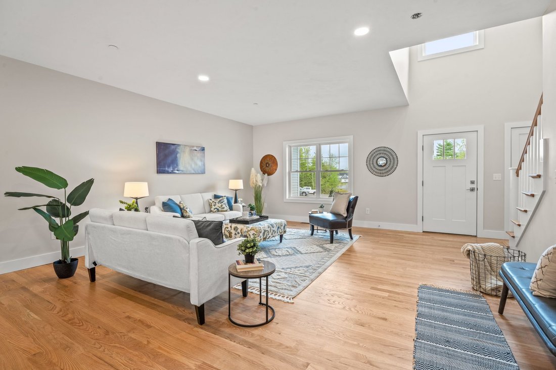 Condo in Sandown, New Hampshire, United States 5 - 18356639