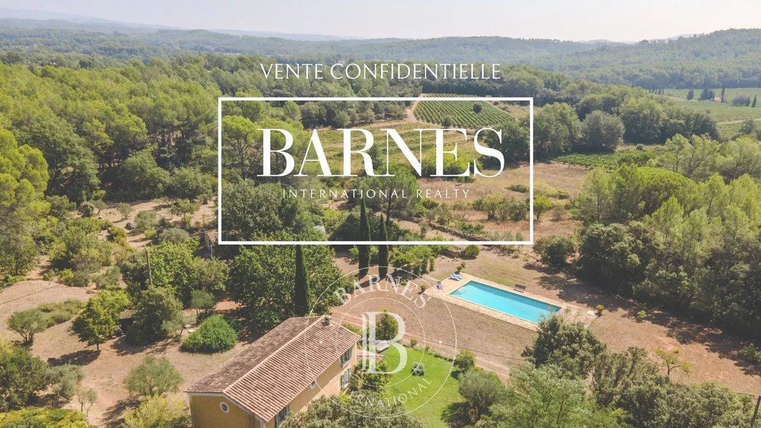 Estate in Cotignac, Provence-Alpes-Côte d'Azur, France 2 - 14693242