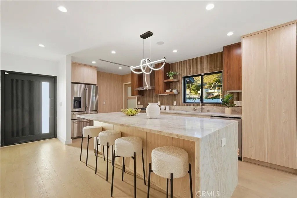 Condo in Los Angeles, California, United States 1 - 18354745