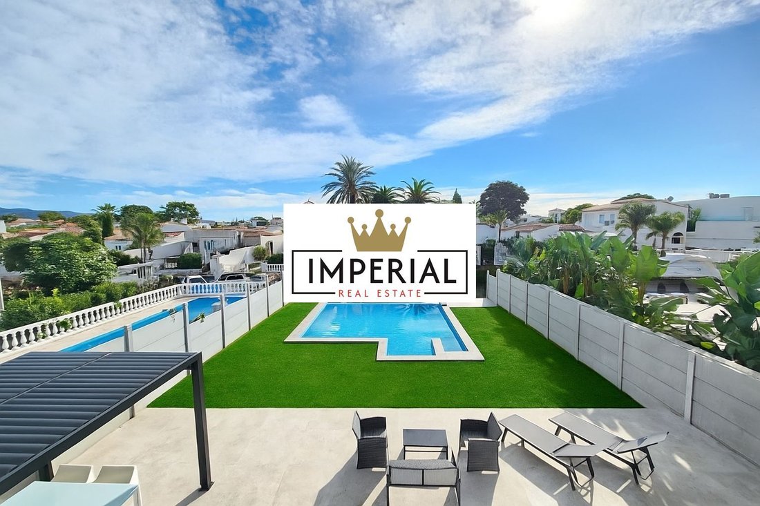 House in Empuriabrava, Catalonia, Spain 1 - 18352422