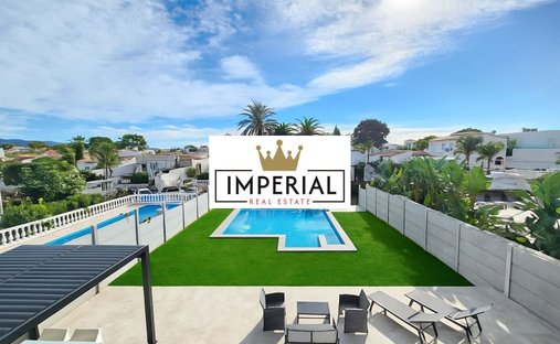 Haus in Empuriabrava, Katalonien, Spanien 1