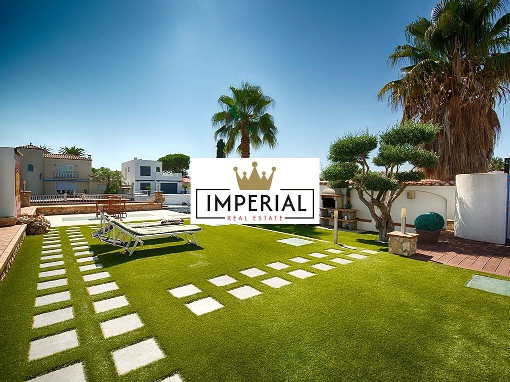 House in Empuriabrava, Catalonia, Spain 5 - 18351659