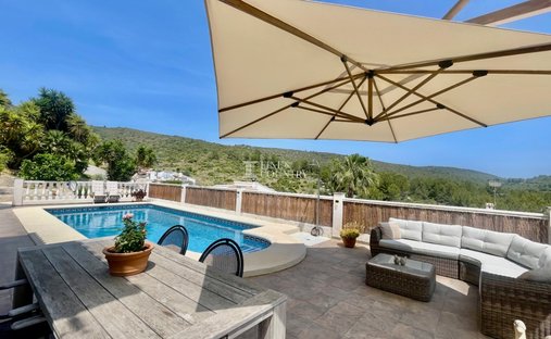 Villa in Alkali, Valencian Community, Spain 1