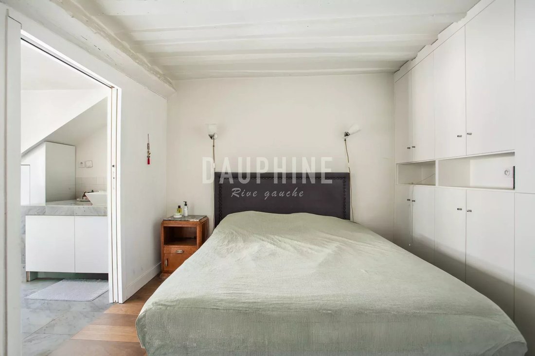 Apartment in Saint Germain des Prés, Paris 6e Arrondissement, Paris 5 - 18352774
