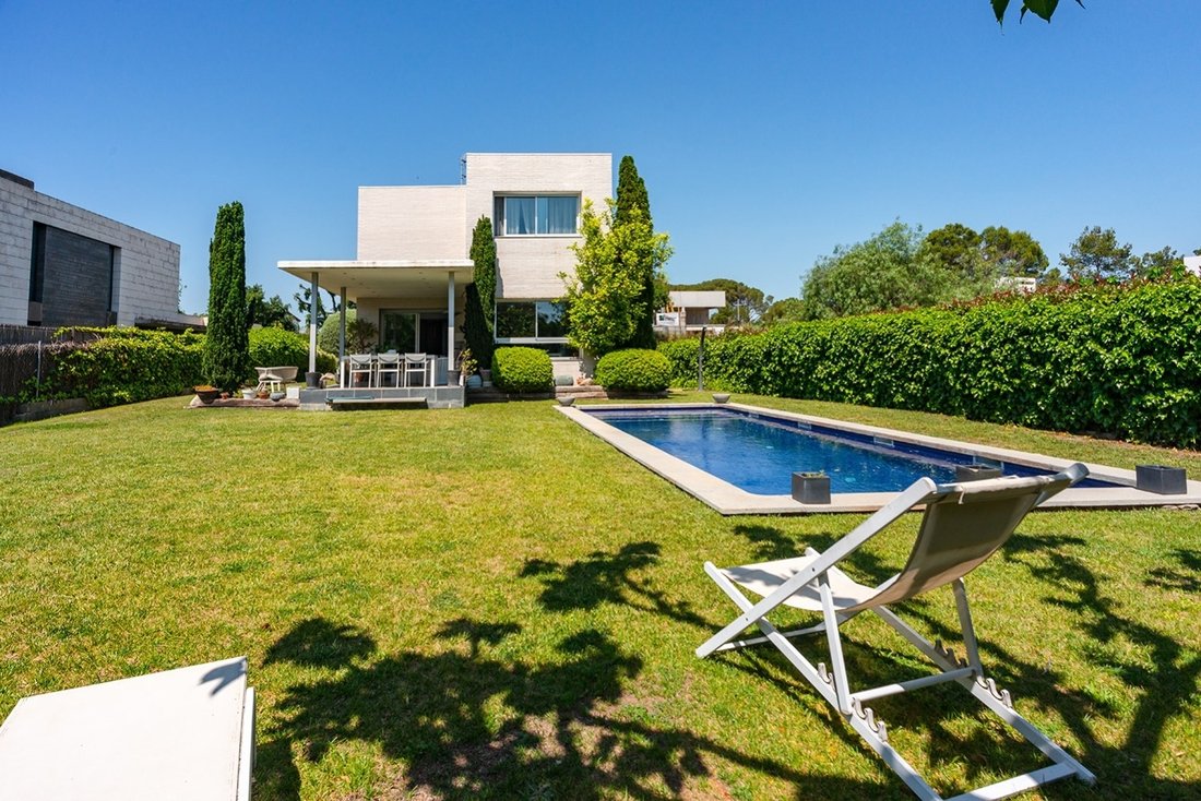 Chalet in Girona, Catalonia, Spain 4 - 18352110