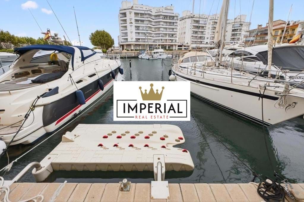 Apartment in Empuriabrava, Catalonia, Spain 3 - 18352541