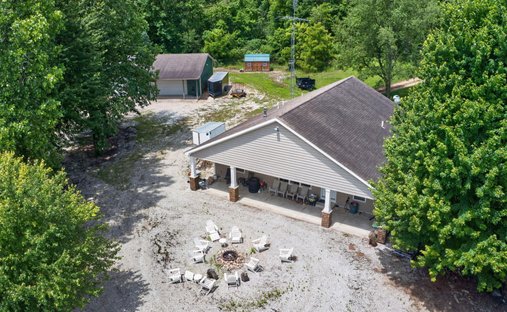 House in Cassopolis, Michigan, United States 1