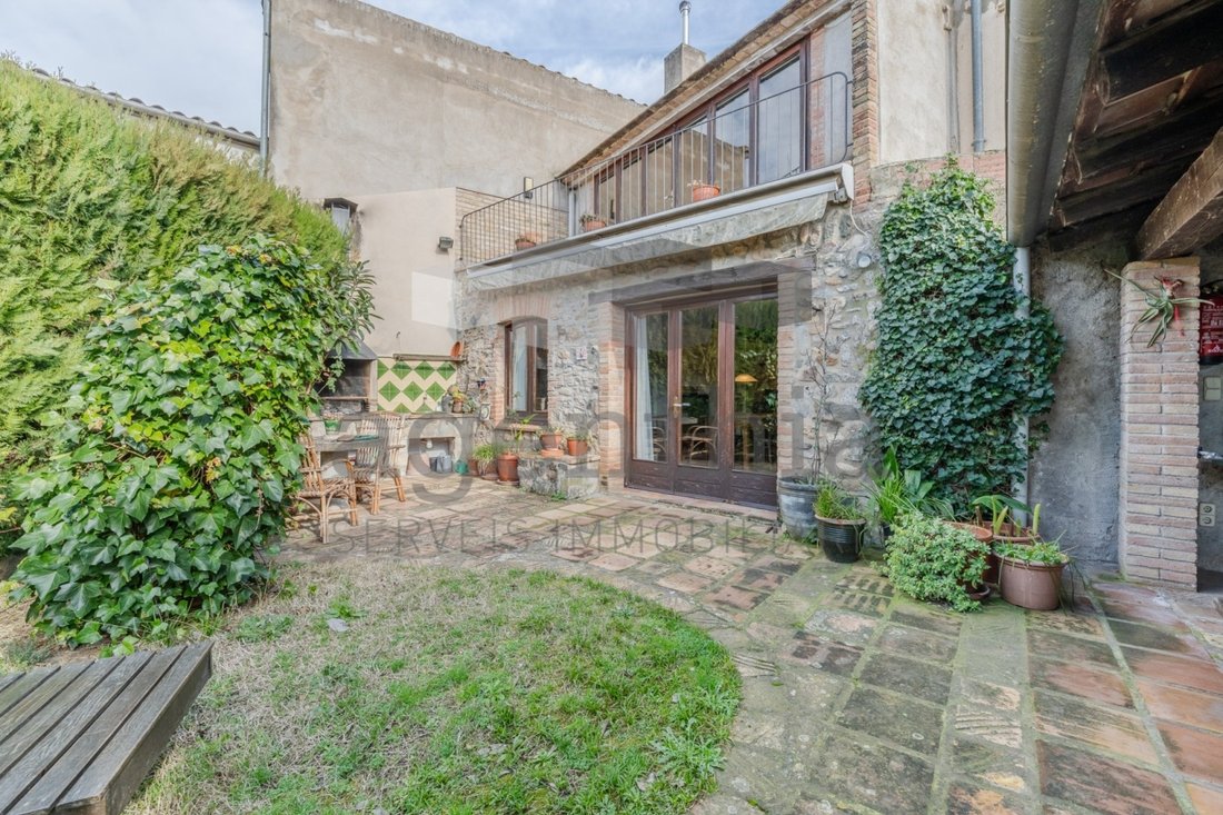 Chalet in Vilablareix, Catalonia, Spain 1 - 18351339