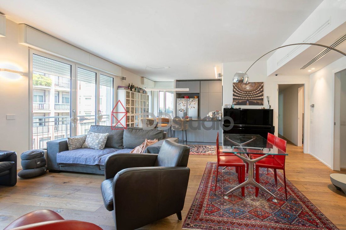 Apartment in Giovanni XXIII-Stazione, Bergamo, Italy 3 - 18355154