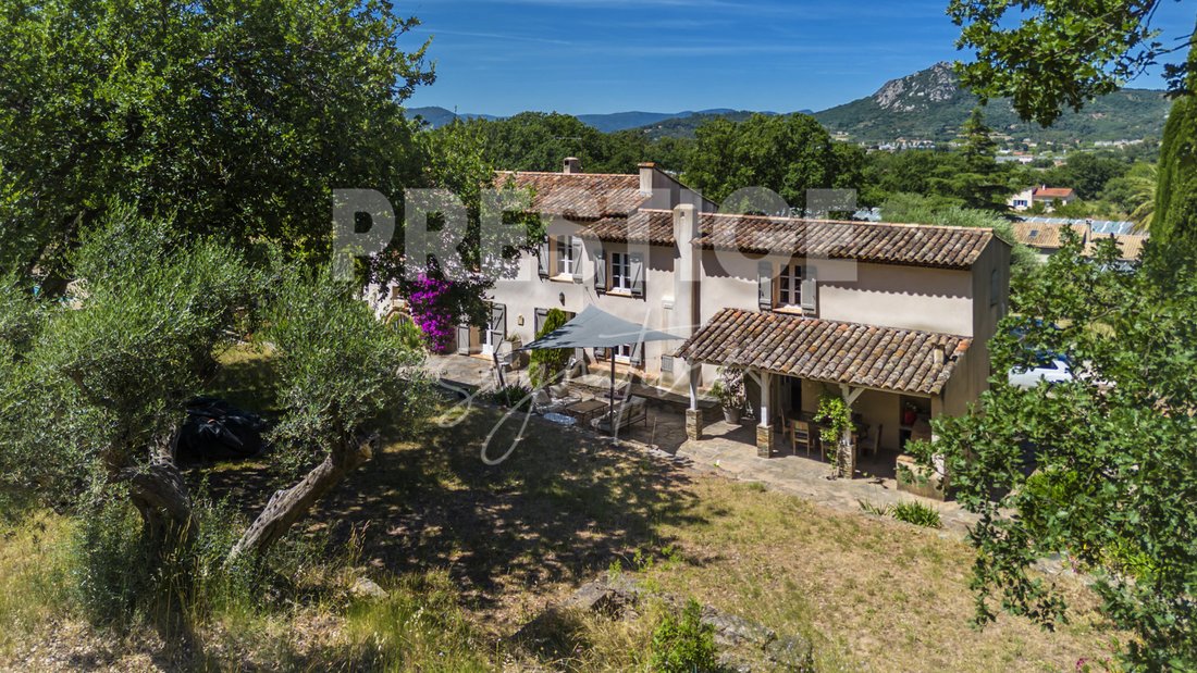 House in Hyeres, Provence-Alpes-Côte d'Azur, France 2 - 18351875