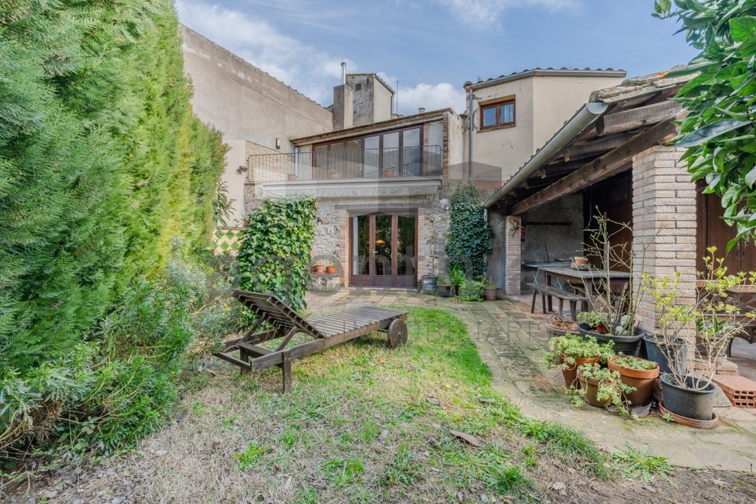 Chalet in Vilablareix, Catalonia, Spain 2 - 18351339
