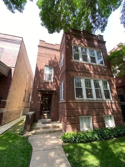 Chicago, Illinois, United States 1 - 18354714