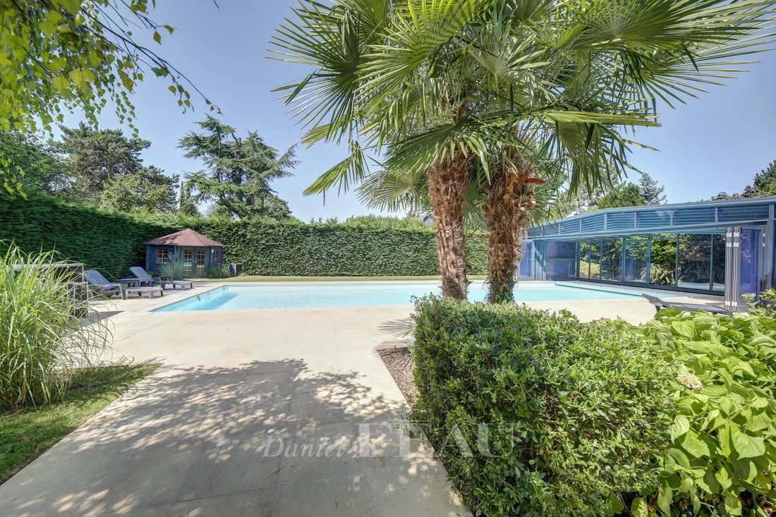 House in Les Alluets-le-Roi, Ile-de-France, France 4 - 18352588