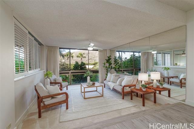 Condo in Honolulu, Hawaii, United States 1 - 18353304