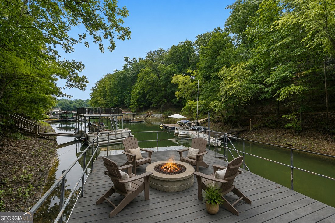 House in Flowery Branch, Georgia, United States 2 - 18155453