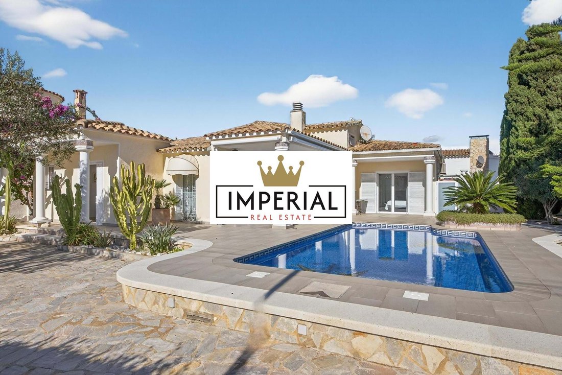 House in Empuriabrava, Catalonia, Spain 1 - 18351873