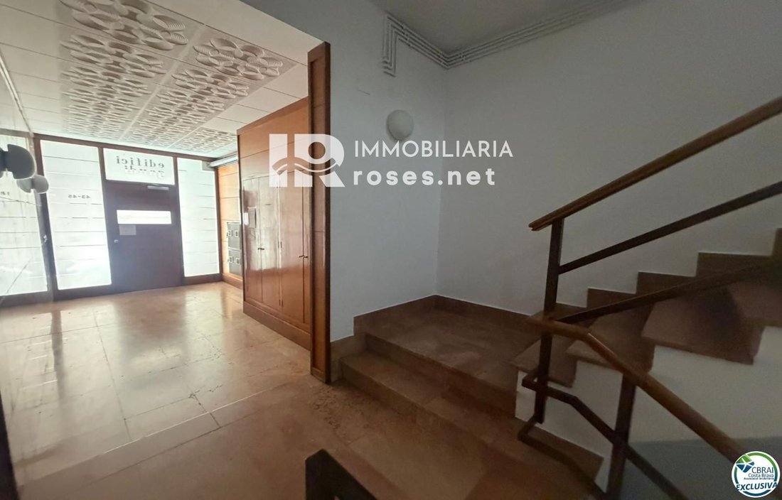 Apartment in Roses, Catalonia, Spain 4 - 18352182