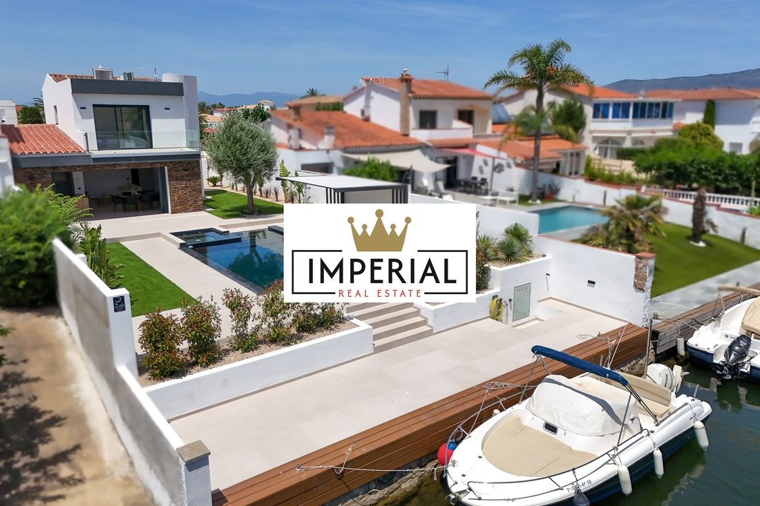 House in Empuriabrava, Catalonia, Spain 2 - 18352002