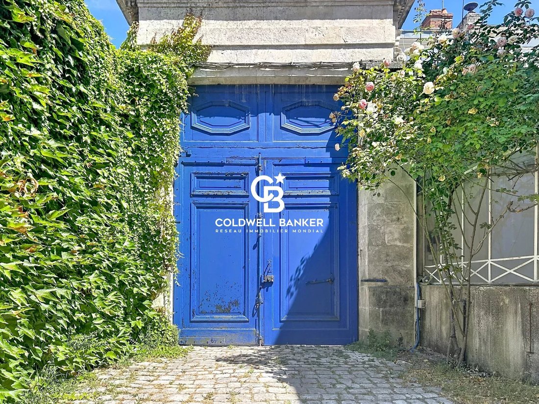 House in Centre Ville, La Rochelle, France 1 - 17062175