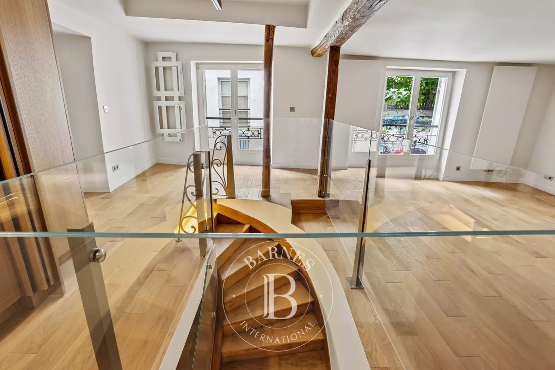Apartment in Saint Thomas d'Aquin, Paris 7e Arrondissement, Paris 3 - 18350884