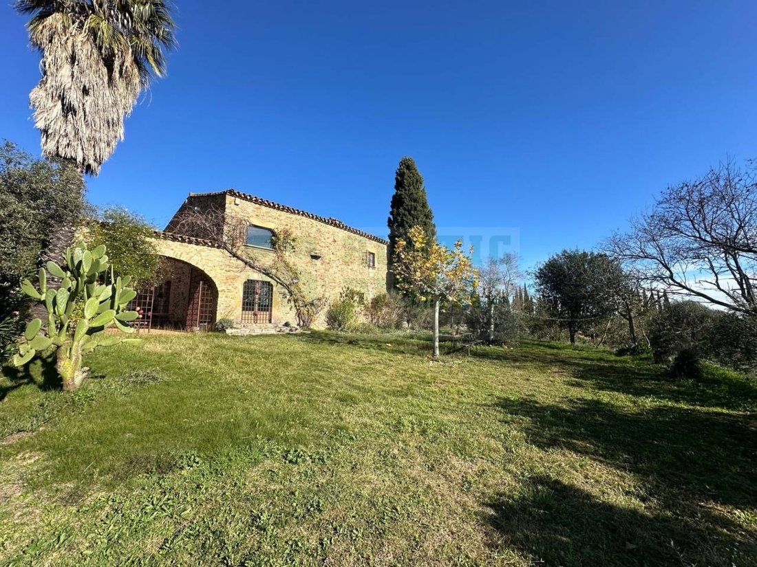 Maison à Quart, Catalogne, Espagne 1 - 18352319