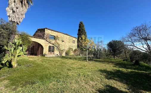 Haus in Quart, Katalonien, Spanien 1