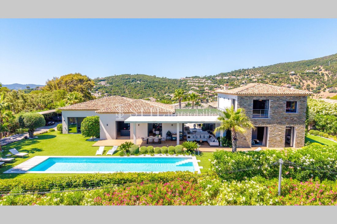 Villa in Ville-Les Saquedes-Le Bouillonnet, Sainte-Maxime, France 1 - 18352243