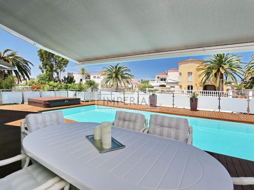 House in Empuriabrava, Catalonia, Spain 2 - 18352381
