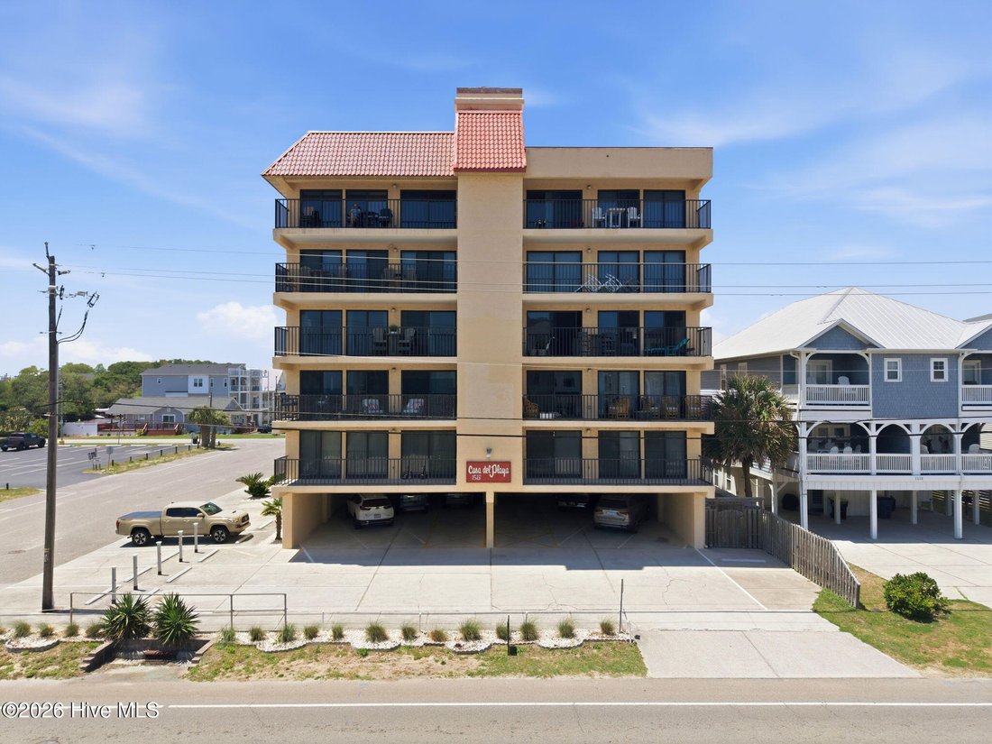 Condo in Carolina Beach, North Carolina, United States 3 - 17846296