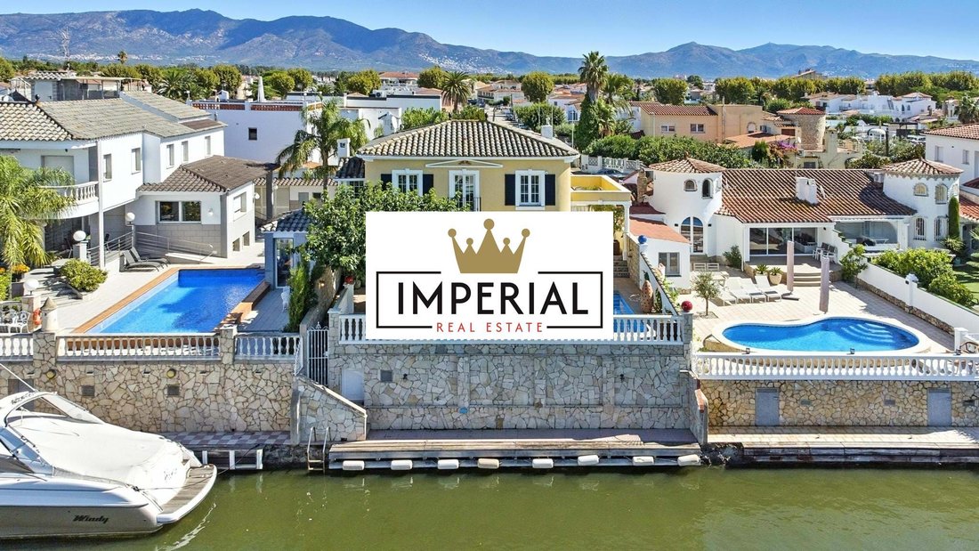 House in Empuriabrava, Catalonia, Spain 1 - 18352436