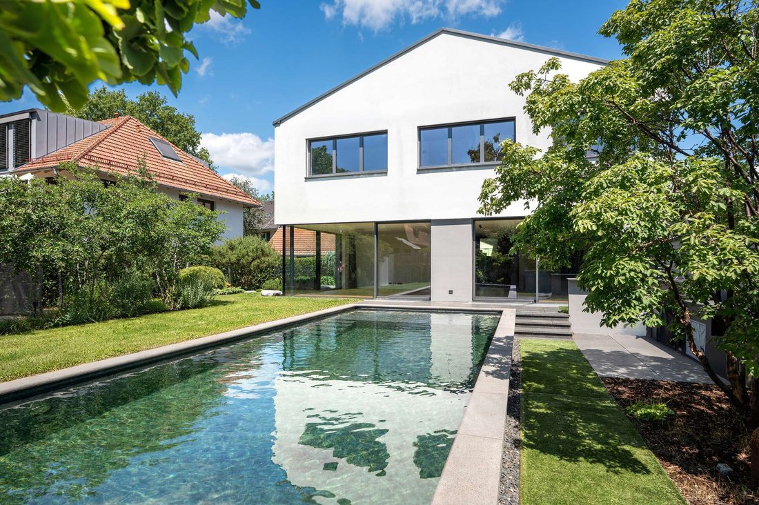 Villa in Eichenau, Bavaria, Germany 1 - 18352577