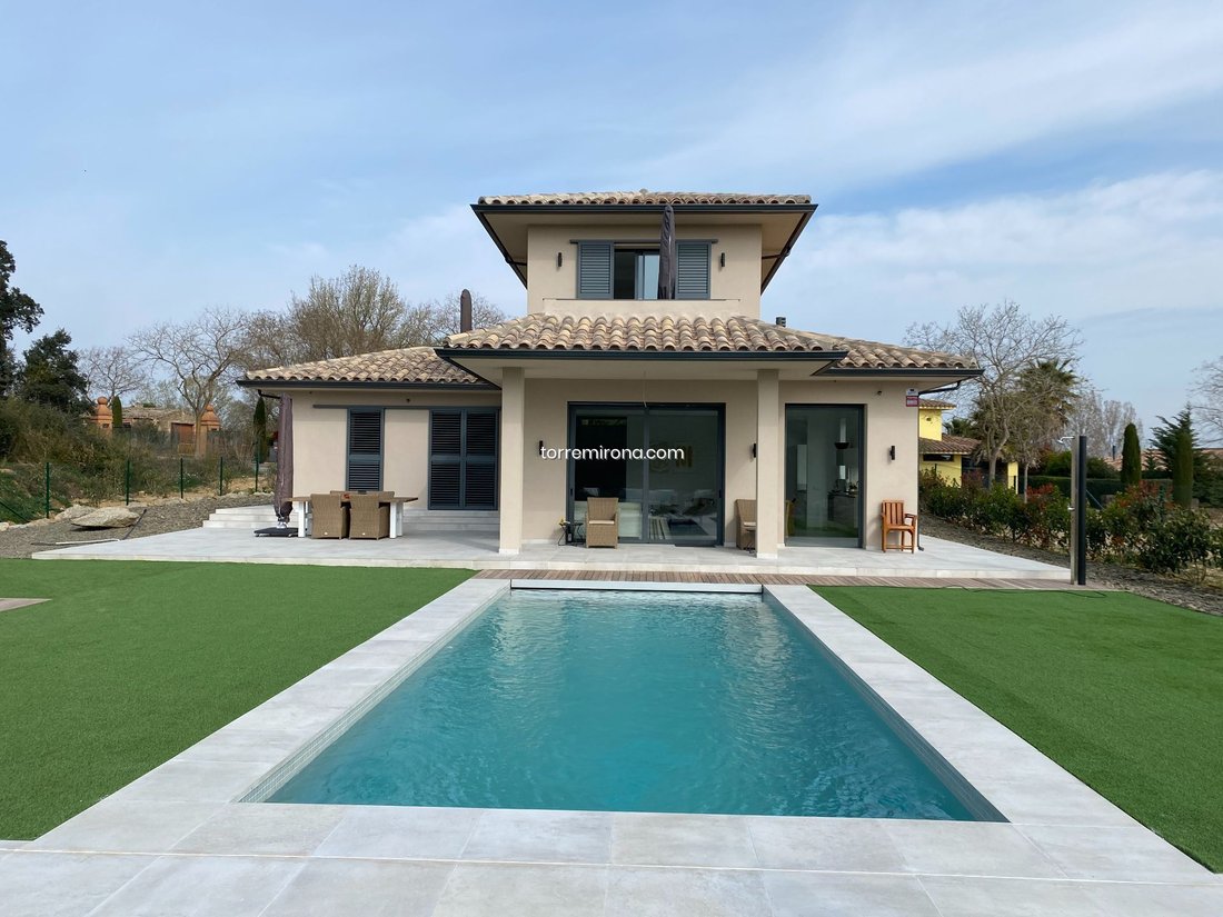 House in Navata, Catalonia, Spain 2 - 18351445