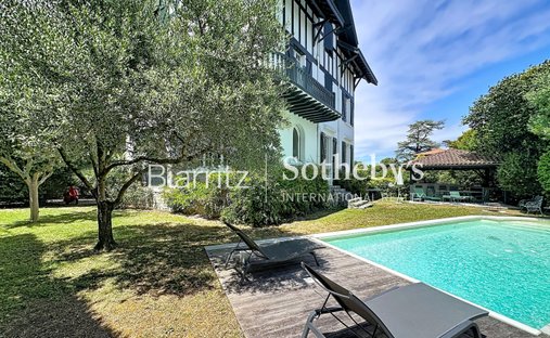 House in Biarritz, Nouvelle-Aquitaine, France 1