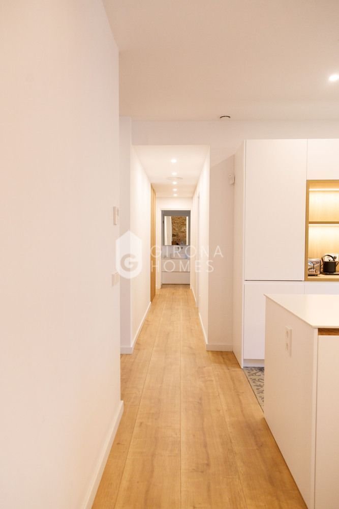 Apartment in Girona, Catalonia, Spain 5 - 18351887