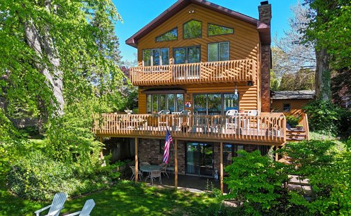 House in Dowagiac, Michigan, United States 1