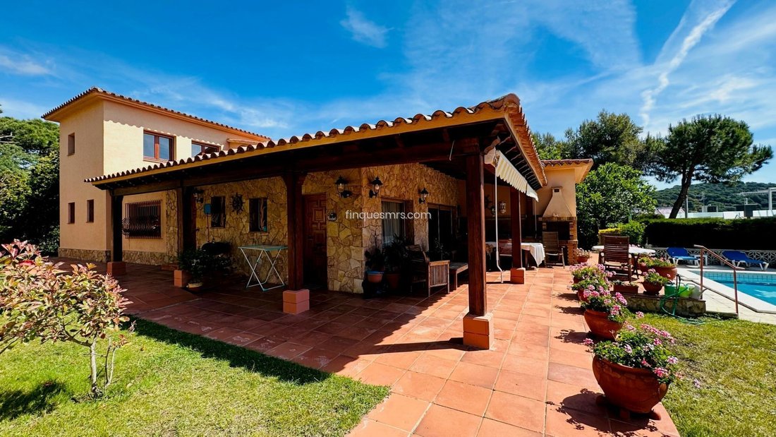 Villa in Lloret de Mar, Catalonia, Spain 5 - 18354623