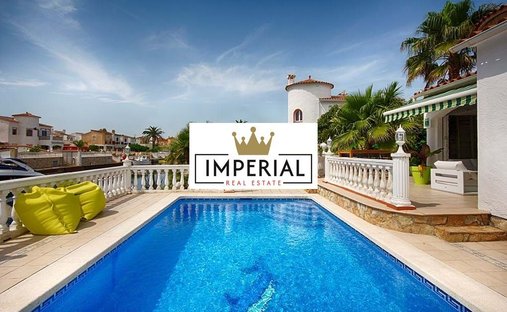House in Empuriabrava, Catalonia, Spain 1