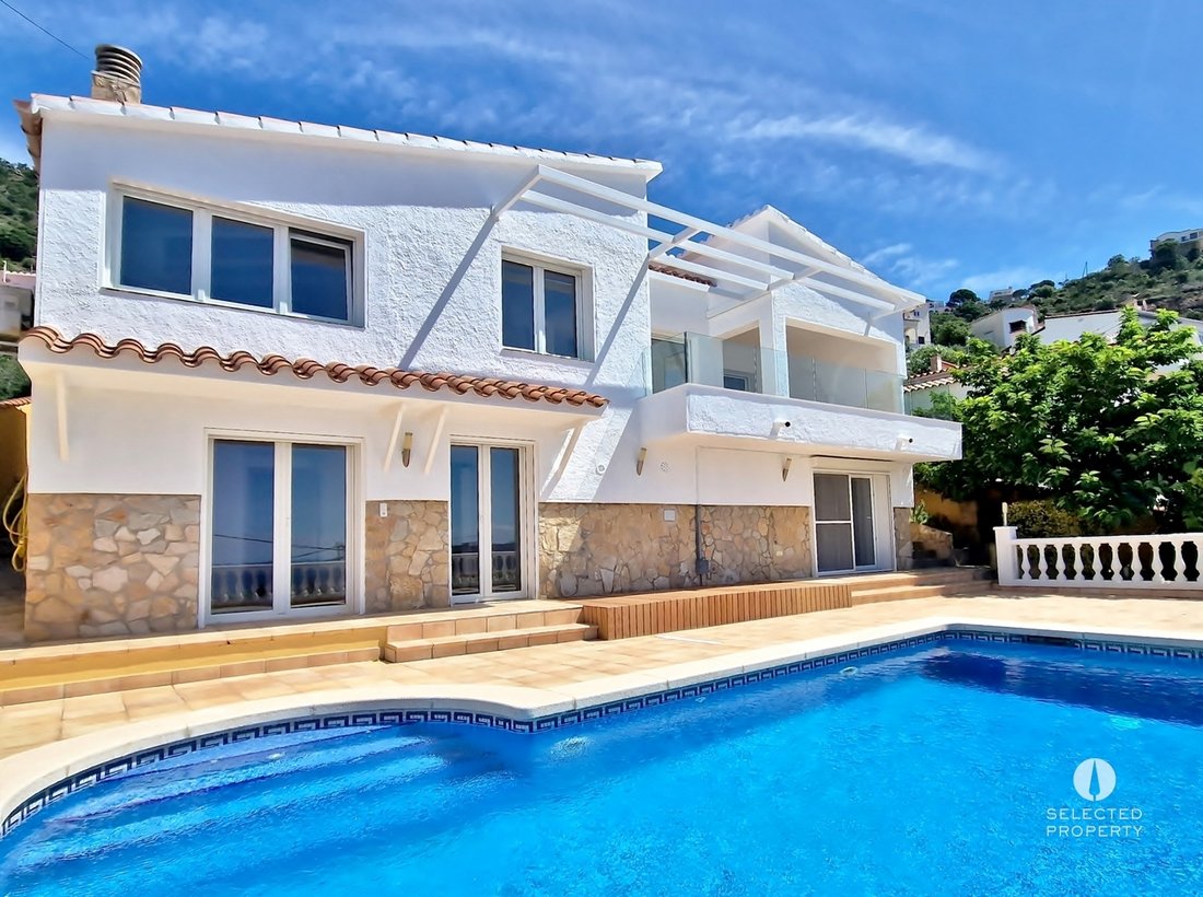 Villa in Roses, Catalonia, Spain 4 - 18351816