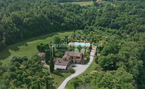 Country House in Chianni, Tuscany, Italy 1