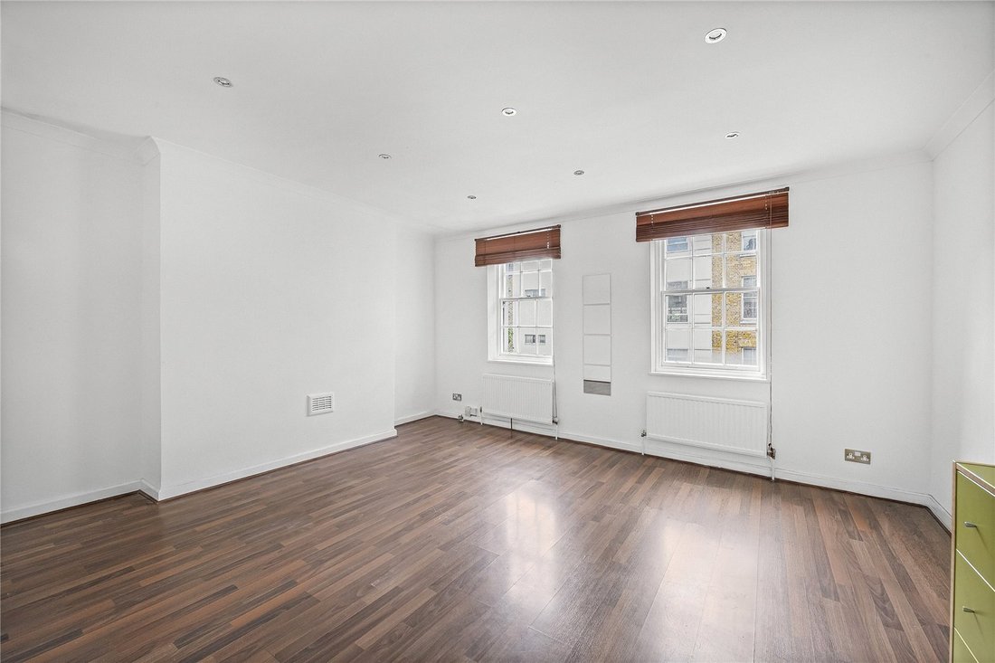 Apartment in Fitzrovia, Camden, England 4 - 18352509