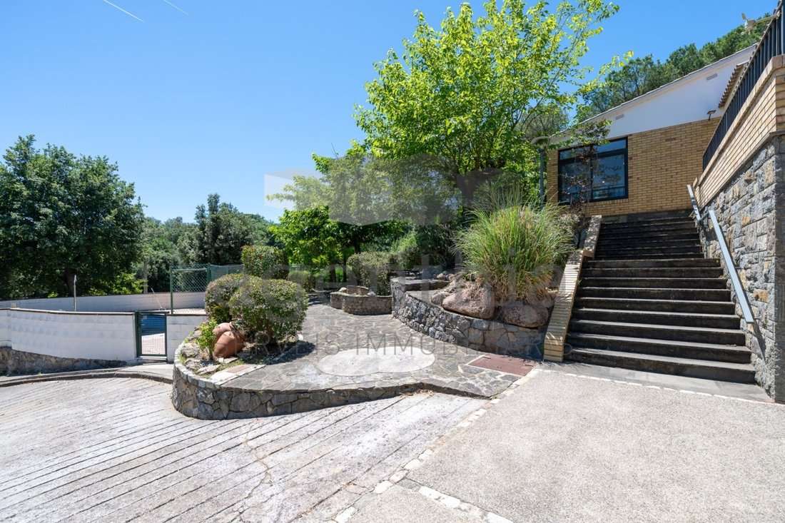 Chalet in Girona, Catalonia, Spain 2 - 18352004